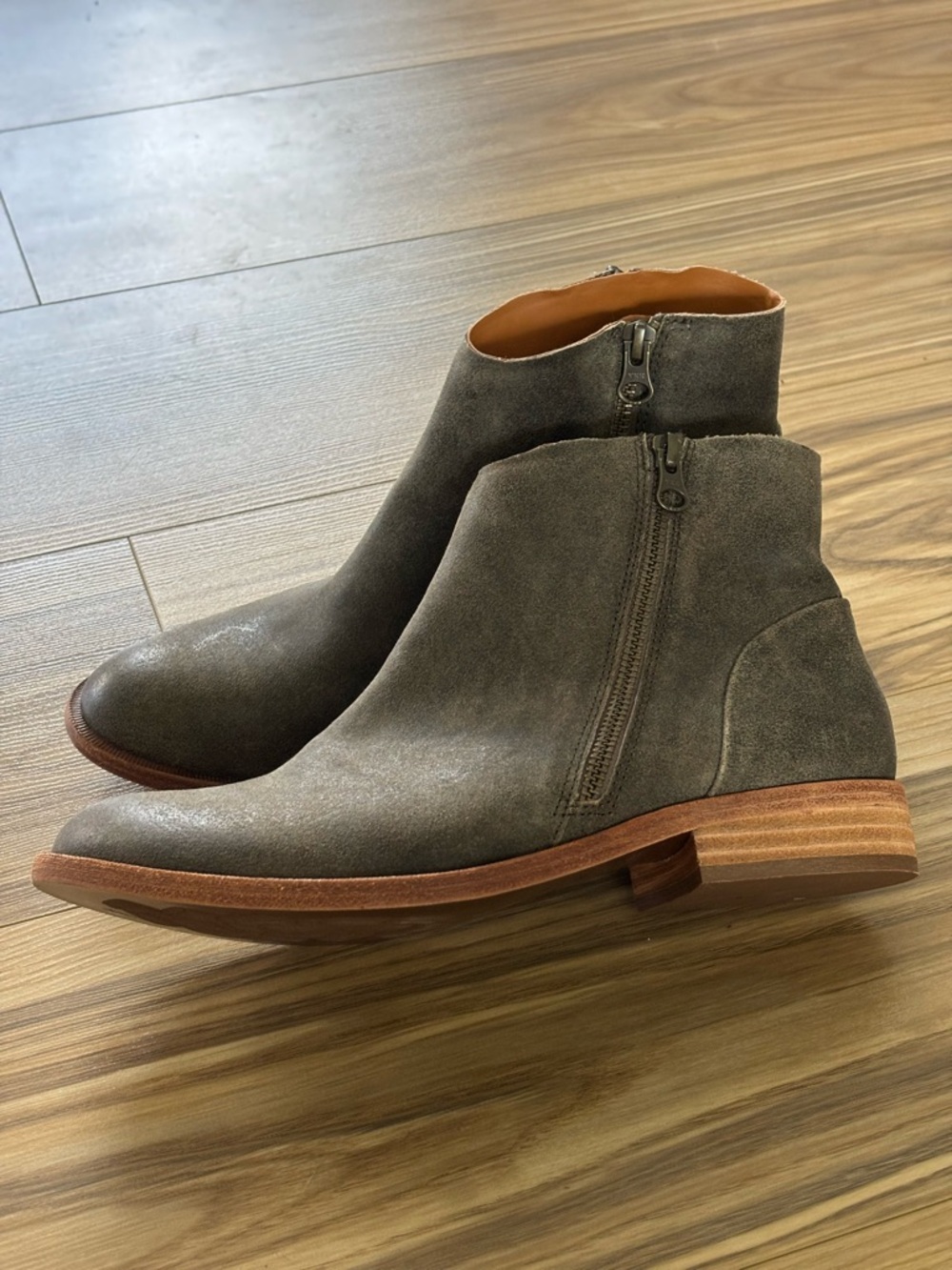 Kork-Ease Keene Gray Leather Ankle Boots
